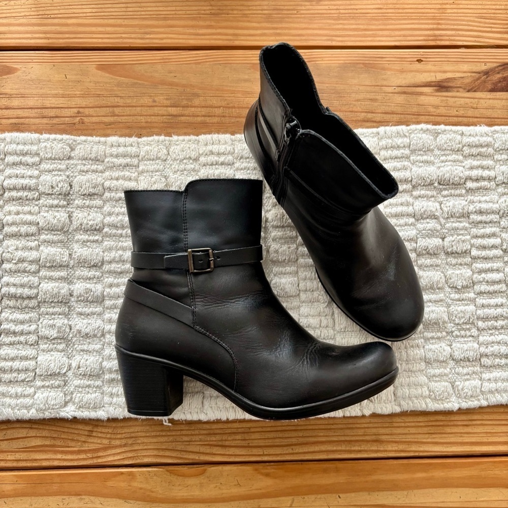 Andrea Leather Ankle Boots 10‎ Black Buckle Strap Block Heel Zip Up 223-3123